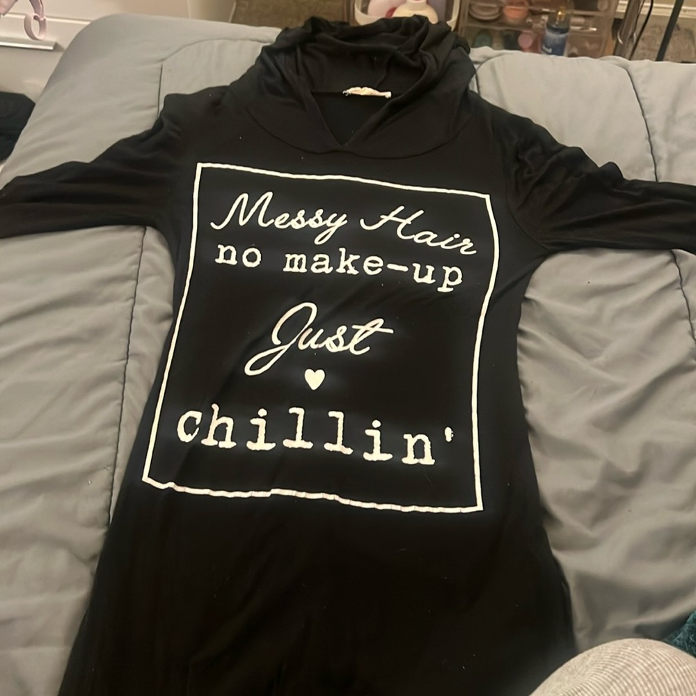 Medium black long sleeve